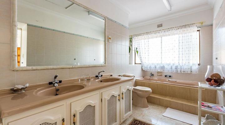 Palm Lodge Guest House