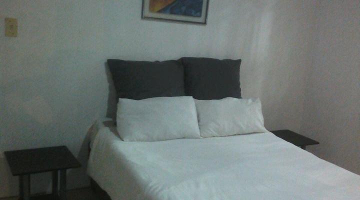 Fourways Backpackers Lodge 