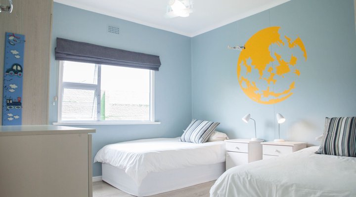 Old Kom Beach Cottage
