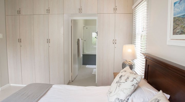Old Kom Beach Cottage