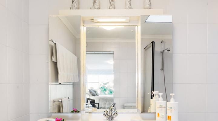 Constantia River Cottage