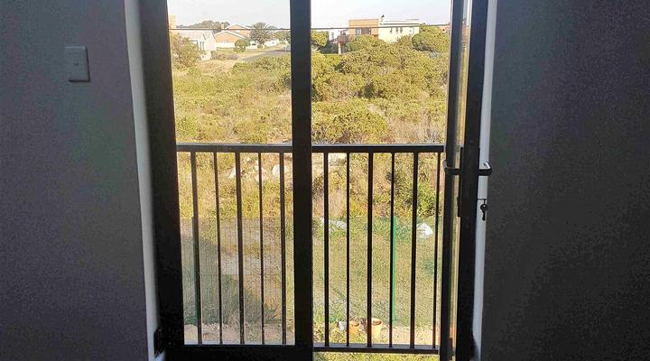 Mountain and Sea House and Cottage
