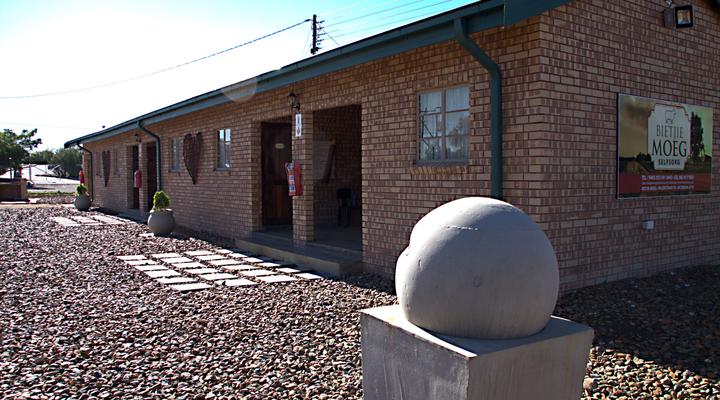 Bietjie Moeg Gastehuis