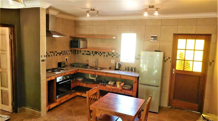 Beau Valley Backpackers