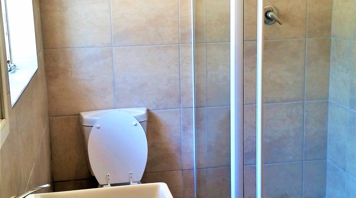 Beau Valley Backpackers