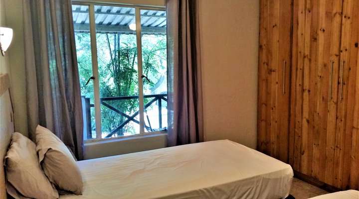 Beau Valley Backpackers