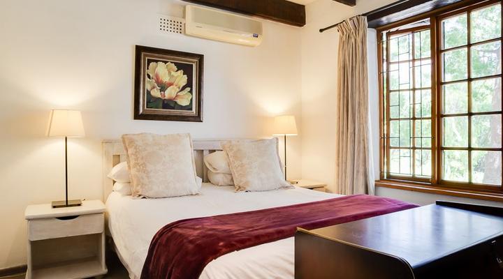 Houtkapperspoort Country Cottages