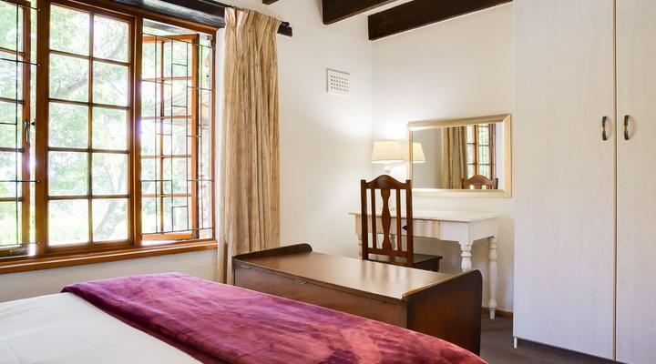 Houtkapperspoort Country Cottages