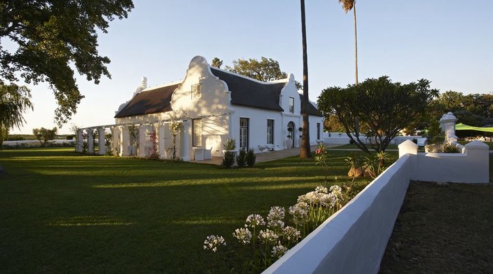 Allee Bleue Hospitality