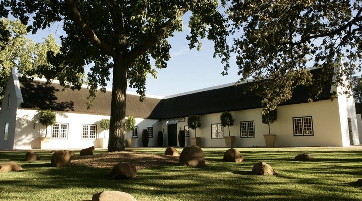 Allee Bleue Hospitality
