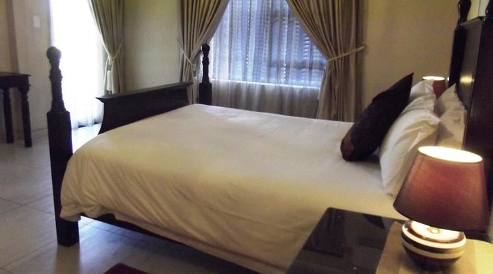In Town Guest Lodge 