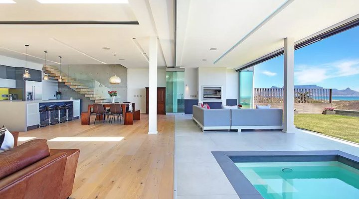 Modern Beach House With Pool & Jacuzzi