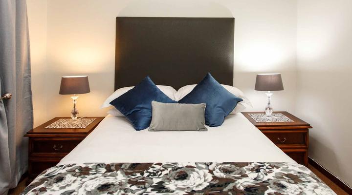 Hazenjacht Karoo Lifestyle - Rooikop