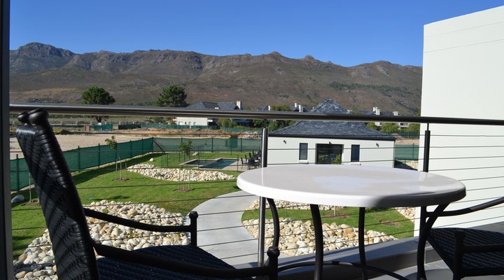 Pearl Valley Hotel