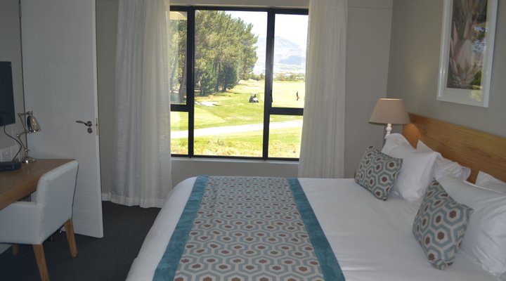 Pearl Valley Hotel