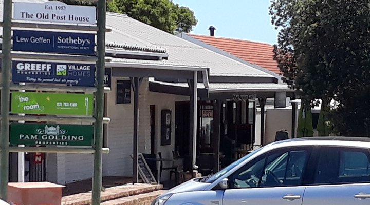 The White House @ Kommetjie