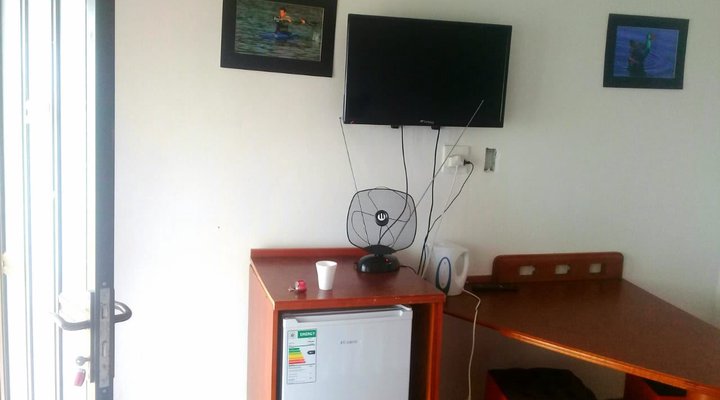Chumluyatha Airport BnB 