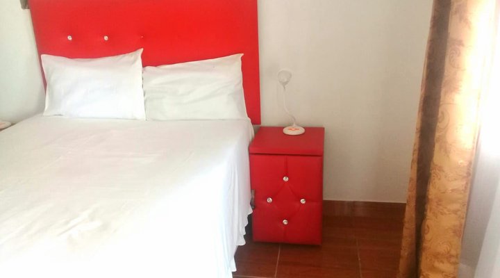 Chumluyatha Airport BnB 