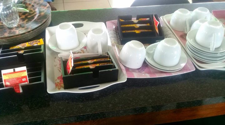Chumluyatha Airport BnB 