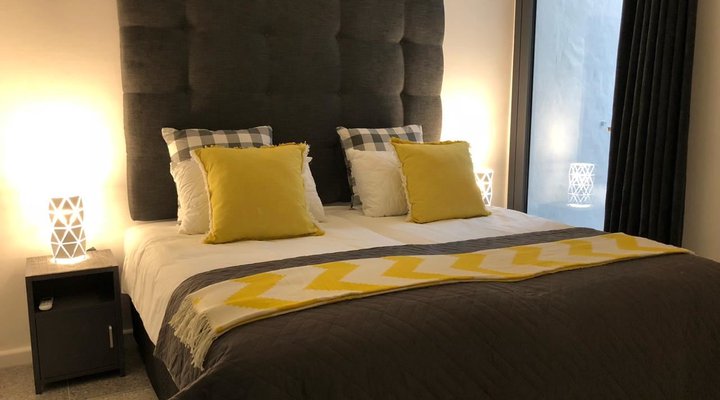 Loader Street Apartment