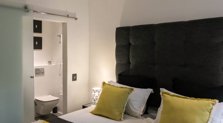Loader Street Apartment