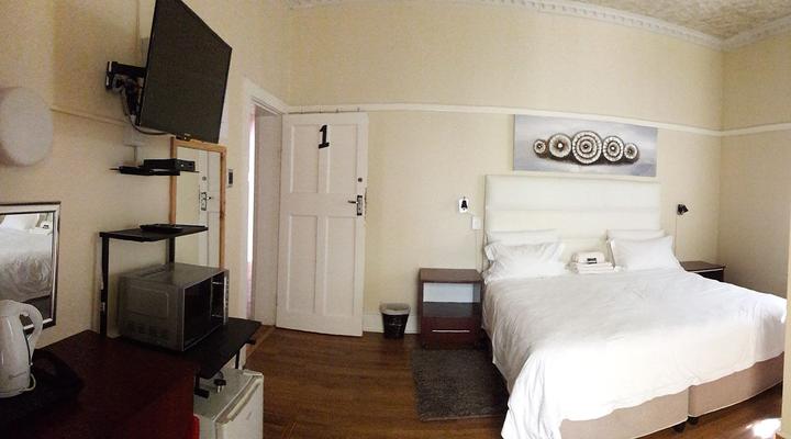 Beverly Corner Lodge