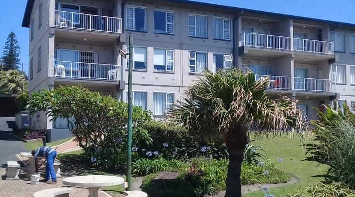 Jakaranda Holiday Flats 17