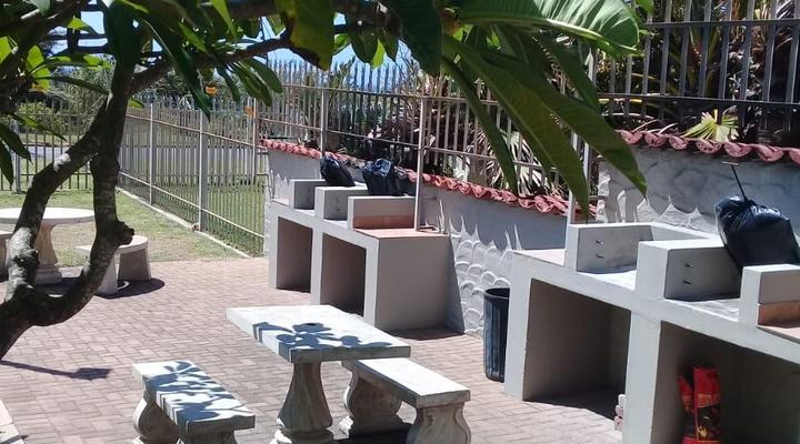 Jakaranda Holiday Flats 17