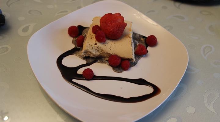 Visit Vakasha Guest Lodge 2