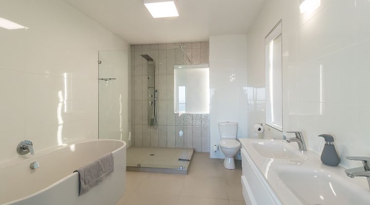 Fourty2 on Fynbos @ Pinnacle Point