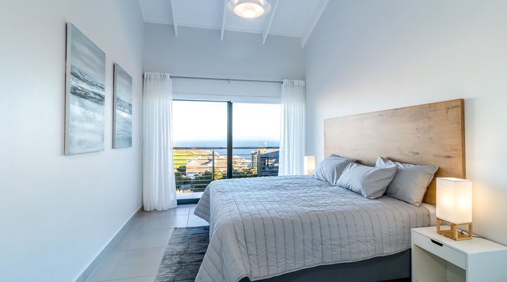 Fourty2 on Fynbos @ Pinnacle Point