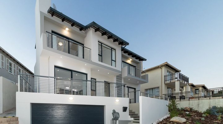 Fourty2 on Fynbos @ Pinnacle Point