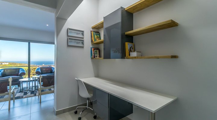 Fourty2 on Fynbos @ Pinnacle Point