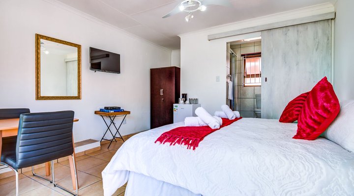 Grace Guesthouse and Tour