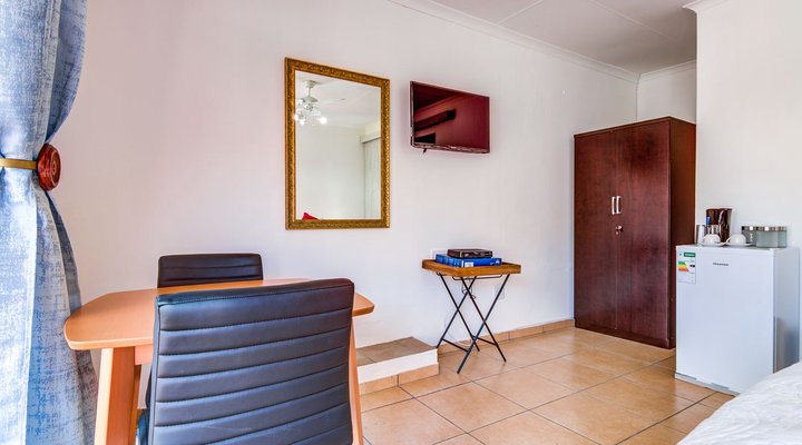 Grace Guesthouse and Tour