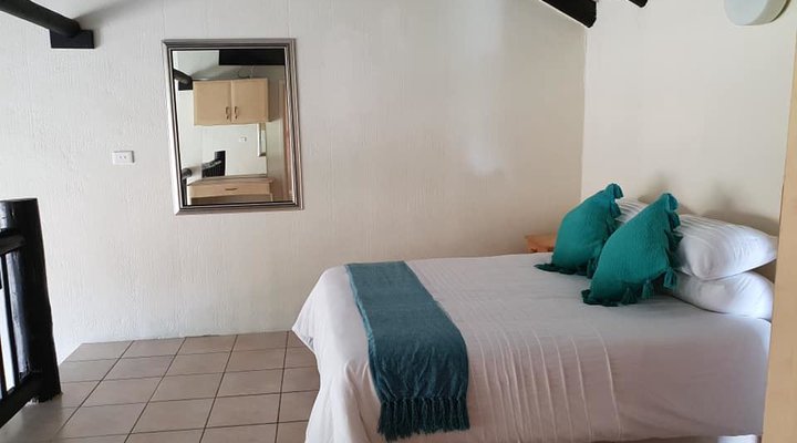 20A Uvongo Cabanas