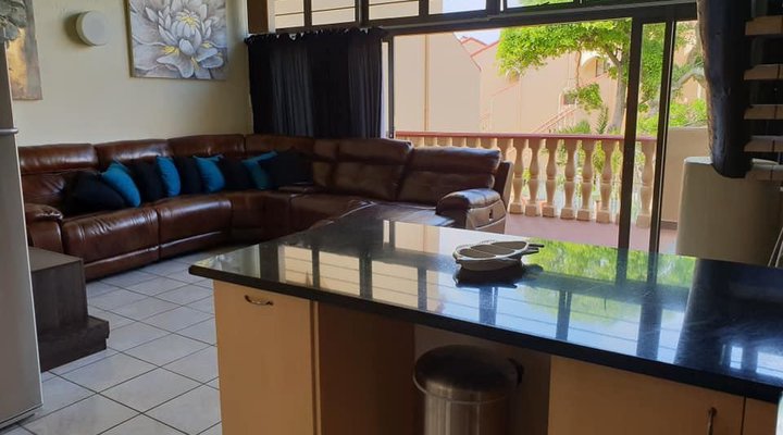 20A Uvongo Cabanas