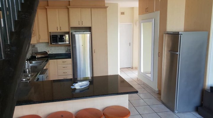 20A Uvongo Cabanas