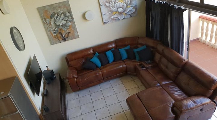 20A Uvongo Cabanas