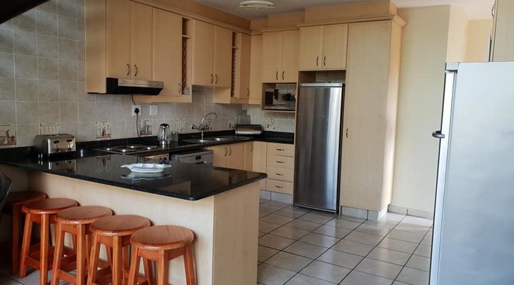 20A Uvongo Cabanas