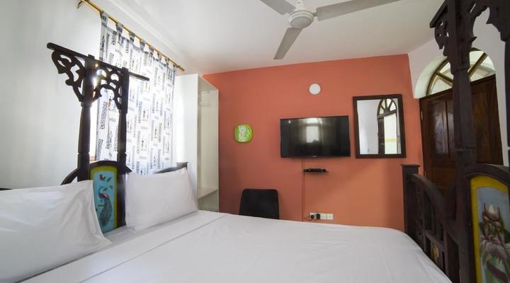 Gulf Global Bed & Breakfast