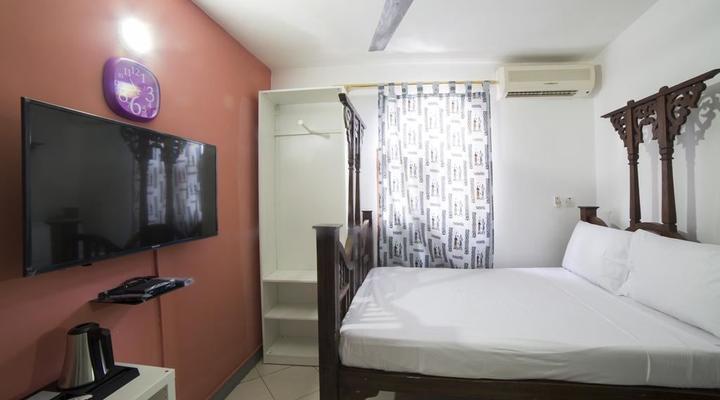 Gulf Global Bed & Breakfast