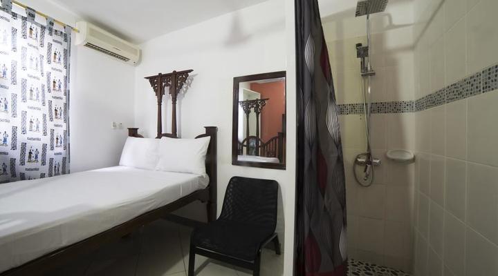 Gulf Global Bed & Breakfast