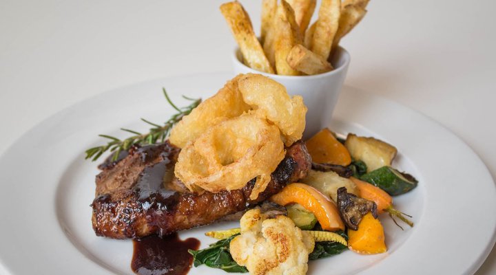 Four Oaks Guest House