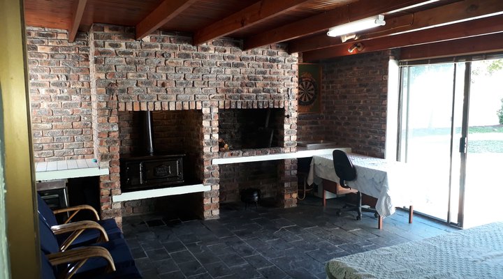 DJ'S B&B in Table View Cape Town