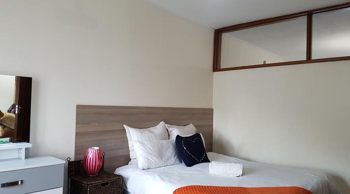 Lolo's Three Bedroom Apartment