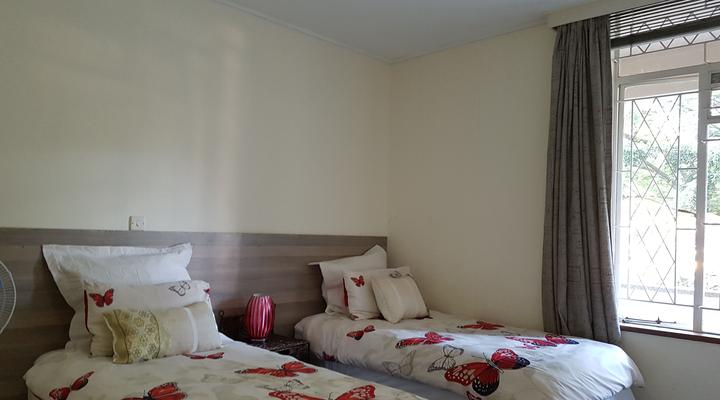 Lolo's Three Bedroom Apartment