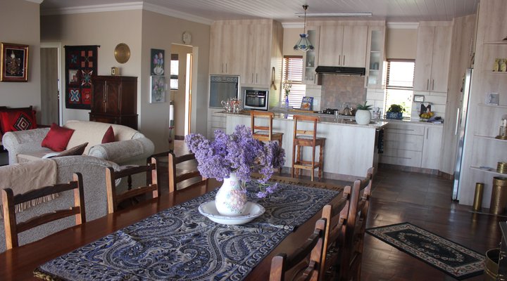 Traveller's Rest, Reebok