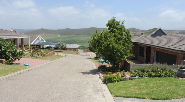 Traveller's Rest, Reebok