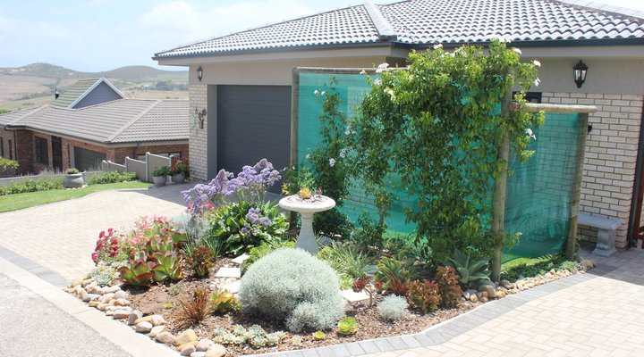 Traveller's Rest, Reebok